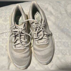 lululemon athletica Women's Light Gray Athletic Shoes